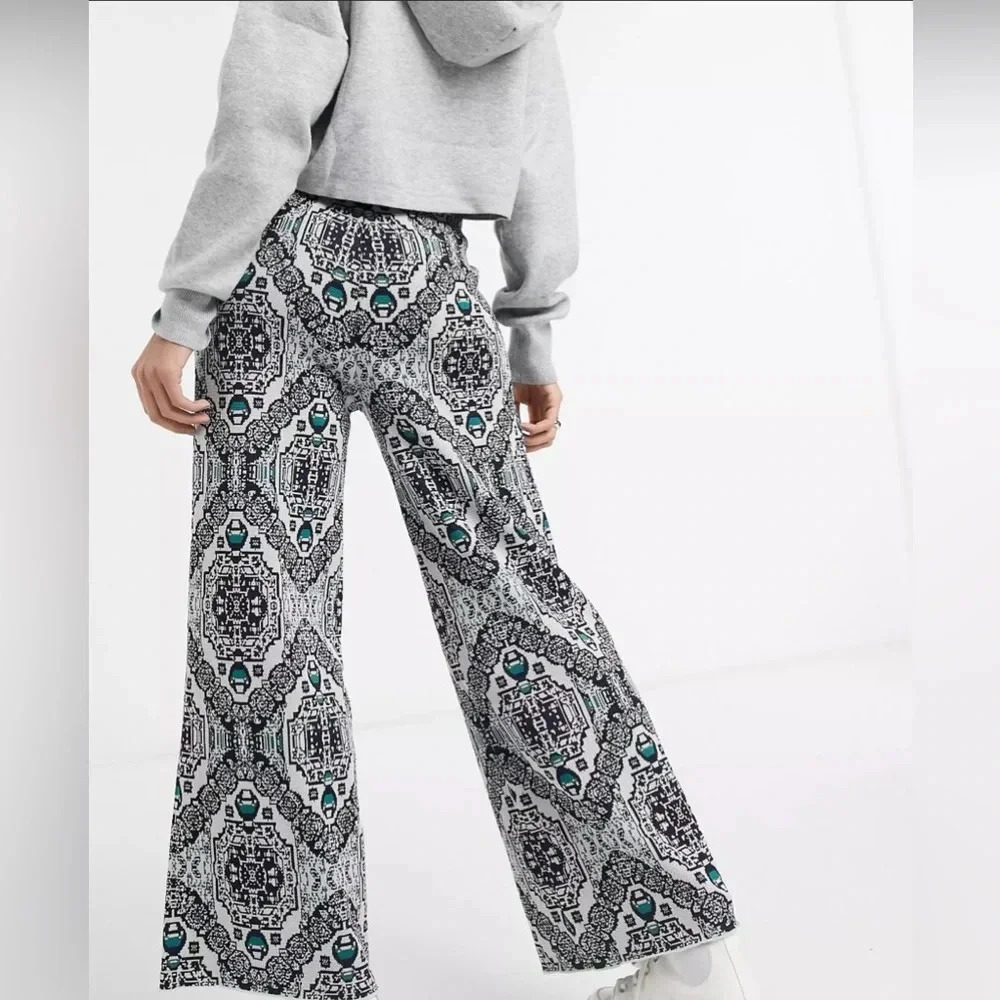 Free People Sun In The West knitted wide leg trousers in cream multi size small - Picture 4 of 4